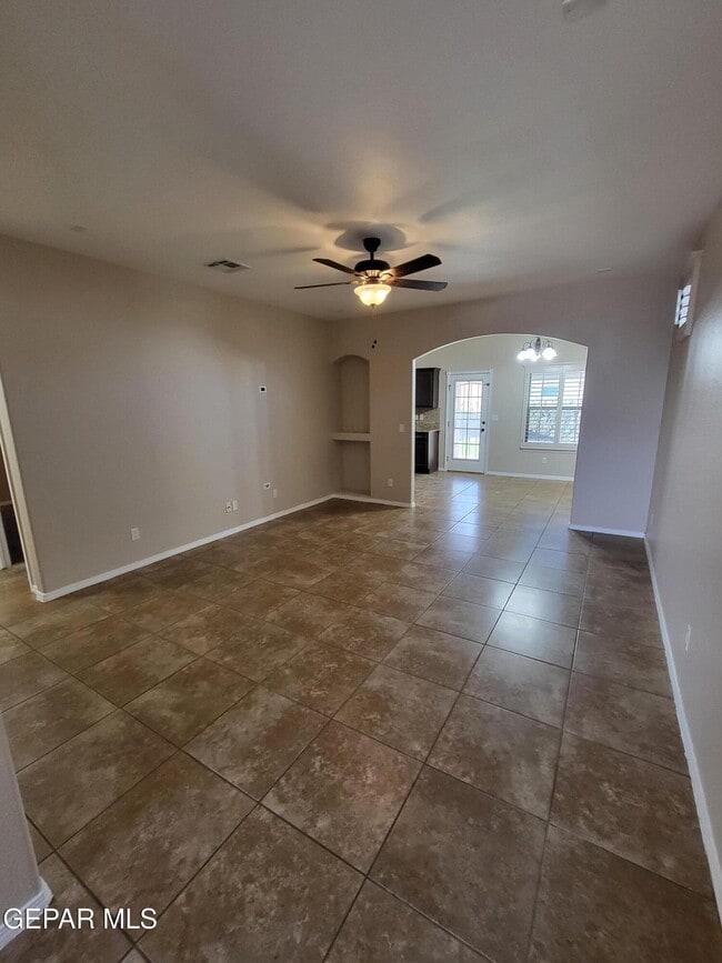 Building Photo - 14681 Spanish Point Dr