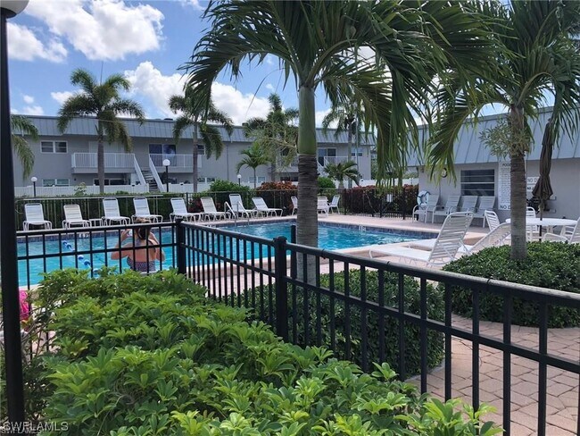 Building Photo - 6777 Winkler Rd