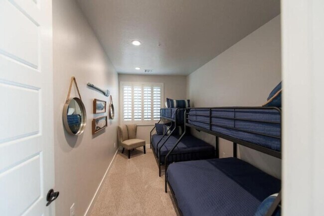 Building Photo - 2249 N Coral Canyon Blvd