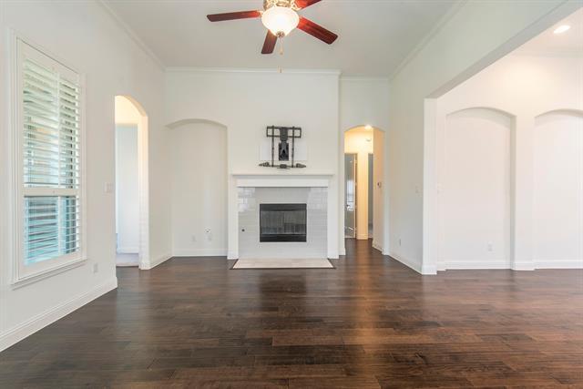 Building Photo - 861 Field Crossing