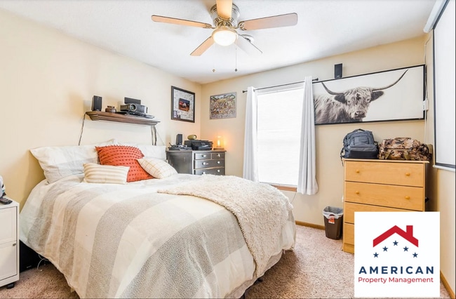 Building Photo - Close to Fort Riley Blvd + Open Kitchen + Pet-Friendly + Washer & Dryer Included! Available June ...
