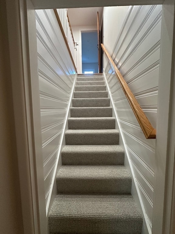 Building Photo - 35 Colton Ln