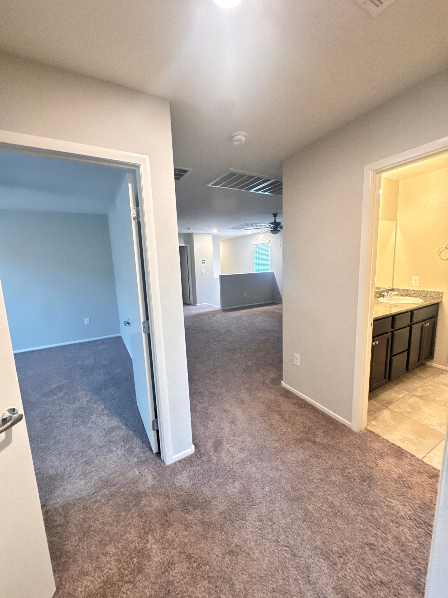 Building Photo - 4018 White Opal St