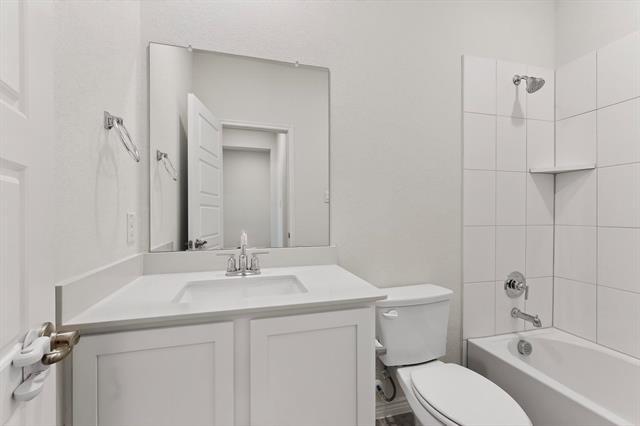 Building Photo - 10132 Tin Star St