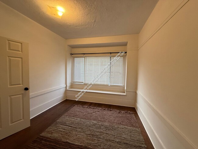 Building Photo - 18th and Filbert St