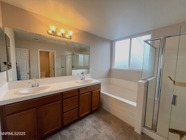 Building Photo - 4555 Keyhaven Dr