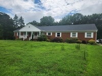 Building Photo - Chesterfield-Winterpock Area- Custom 3 Bed...