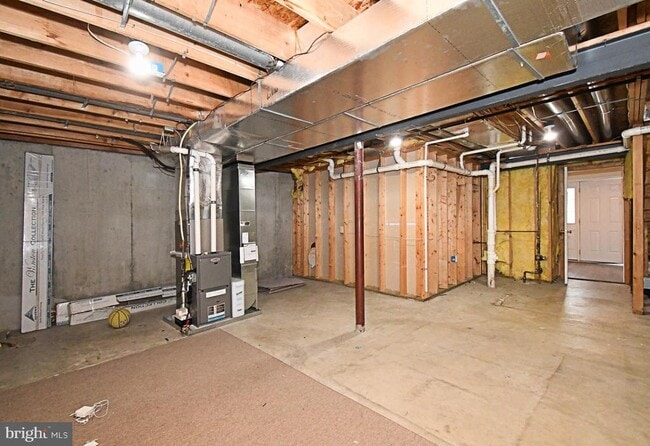 Building Photo - 1031 Balley Dr