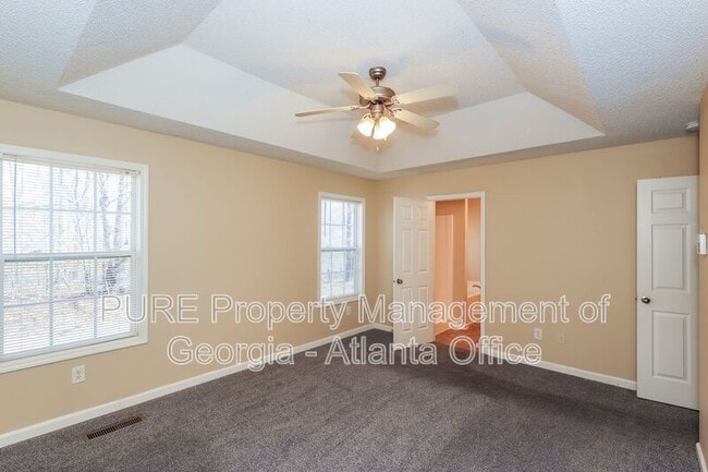 Building Photo - 145 Shady Ln