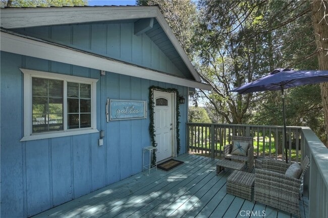 Building Photo - 22365 Pine Dr