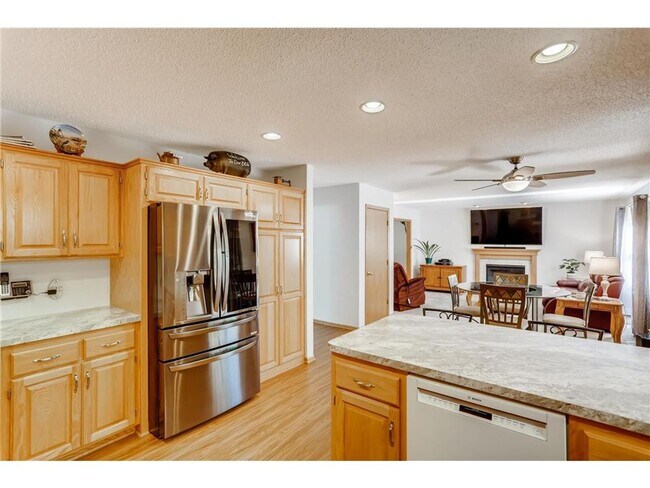 Building Photo - Single Family Home + Over 1/2 Acre Lot!! Welcome Home to Rockford MN!