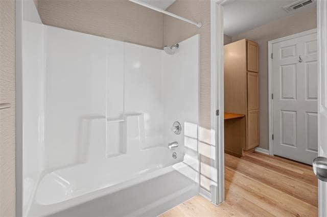 Building Photo - 201 Gail Dr