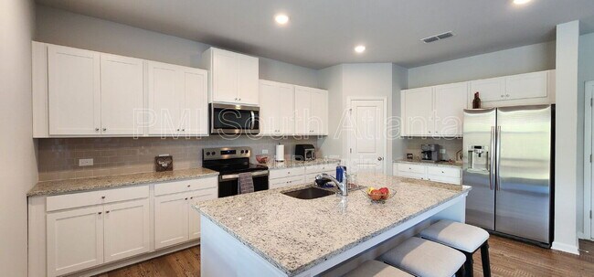 Building Photo - 7124 Timberland Trl