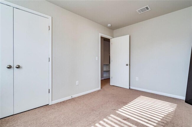 Building Photo - 162 Eagle Brook Ln