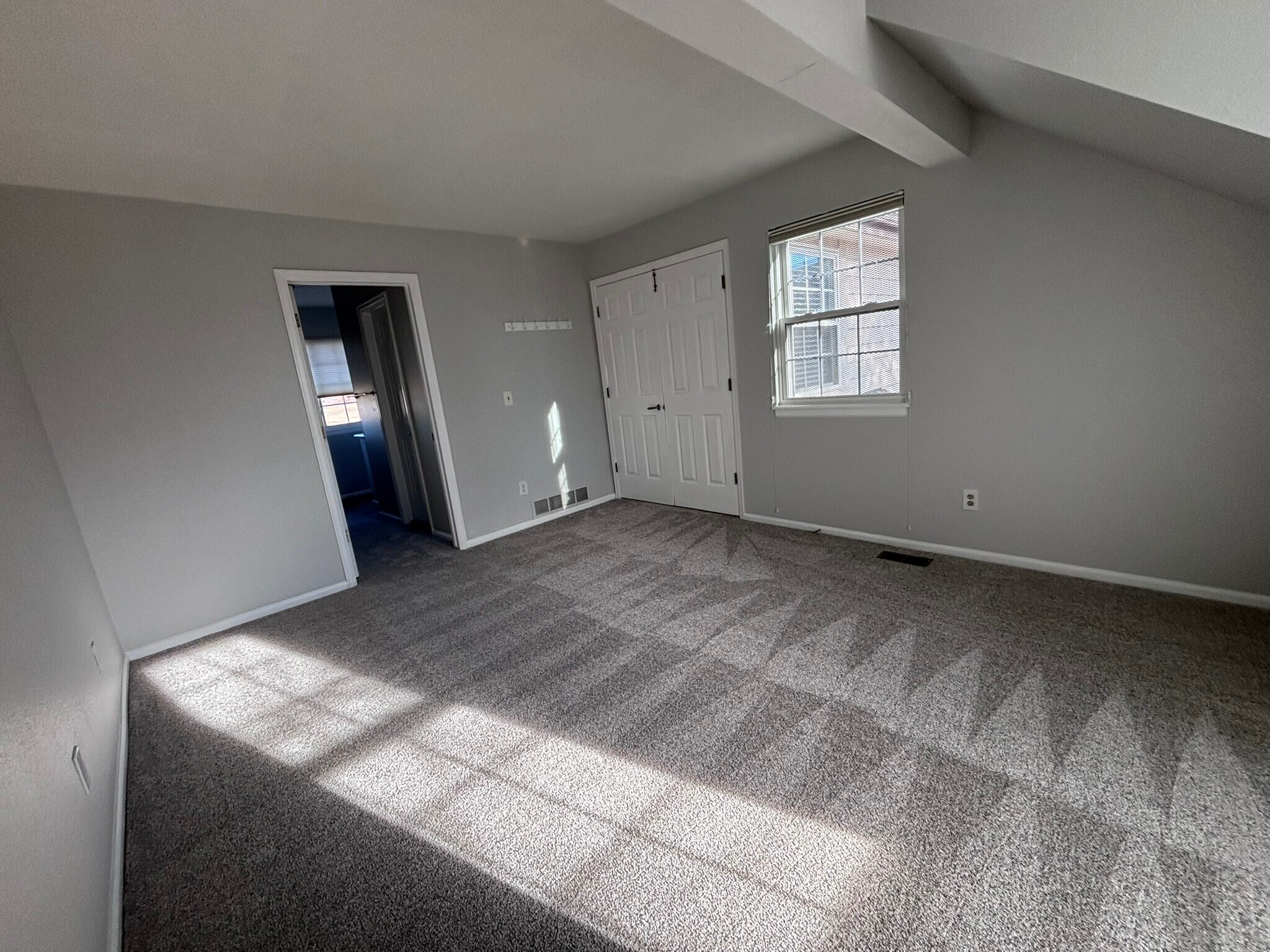 Master bedroom - 2172 S. Victor St.