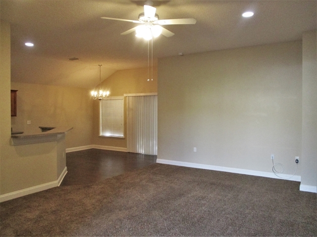 Building Photo - 12052 Hayden Lakes Cir