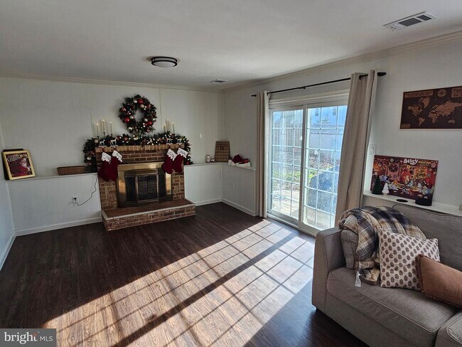 Building Photo - 5909 Wood Sorrels Ct