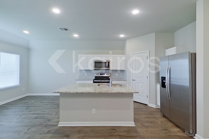 Building Photo - 118 ORTHELLO COURT