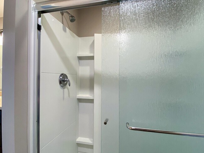 Building Photo - 9626 Sweet Autumn Dr