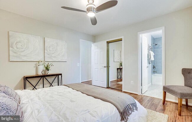 Building Photo - 13491 Old Dairy Ct