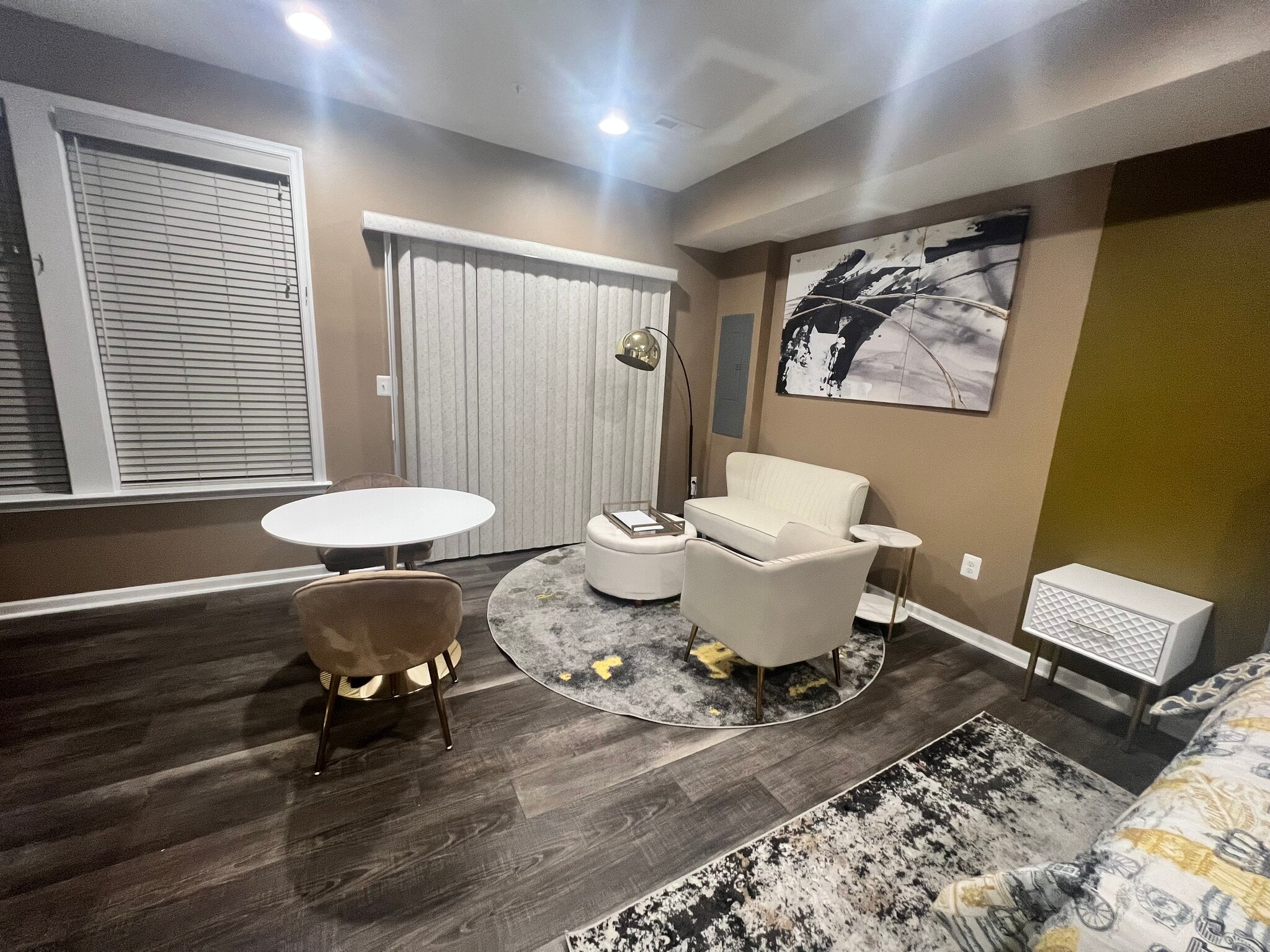 Building Photo - 5217 Forest Pines Dr