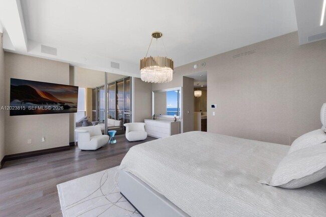 Building Photo - 17749 Collins Ave