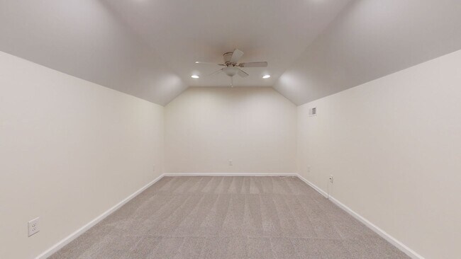 Building Photo - 202 Tidewater Dr