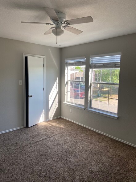 3rd Bedroom - 191 Black