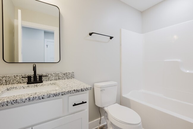 Building Photo - 303 E St