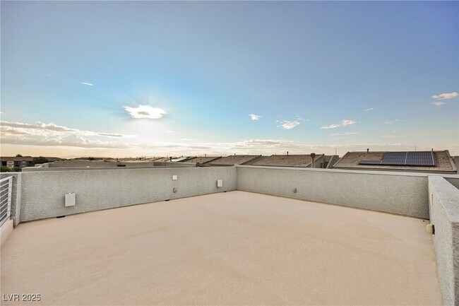 Building Photo - 8081 Misty Canyon Ave