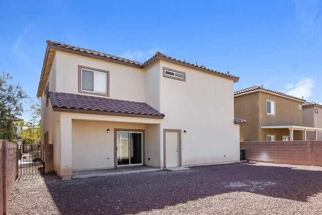 Building Photo - 3532 Terraza Mar Ave