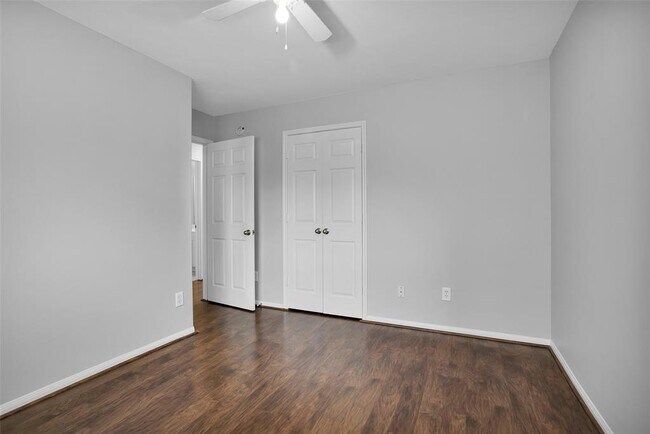 Building Photo - 28234 Sweet Oak Ln