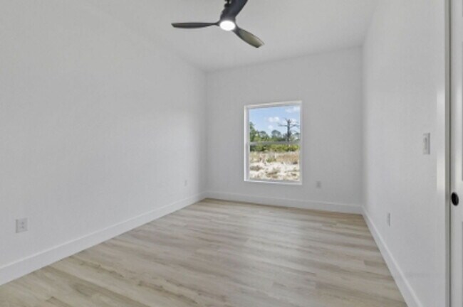 Building Photo - 8251 Dimstead St