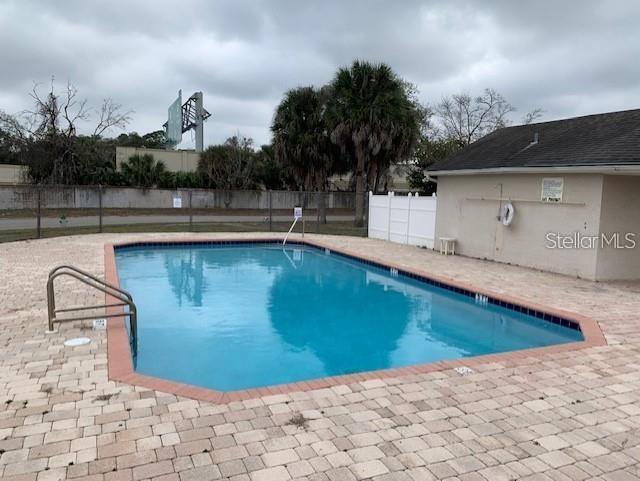 Building Photo - 8636 Drayton Ct