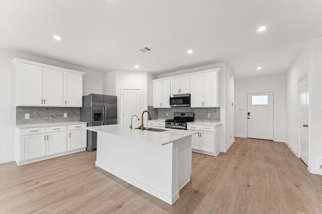 Building Photo - 30430 Lighthouse Bluff Ln