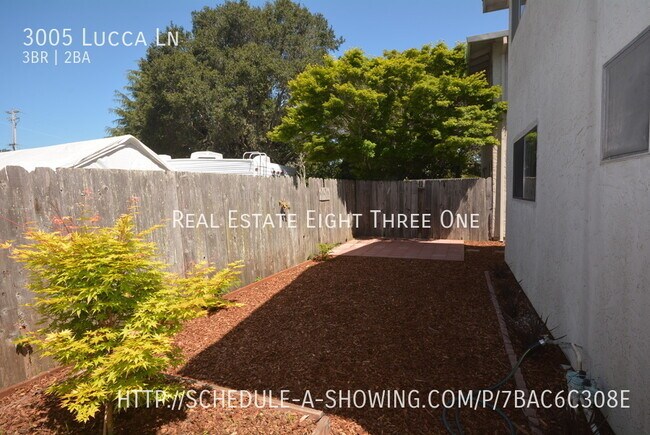 Building Photo - 3 bedroom 2 bath with 2 car garage and pri...
