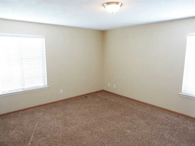Building Photo - 7063 Equestrian Cir
