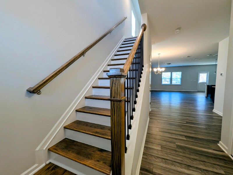 Building Photo - 684 Ben Ledi Ct