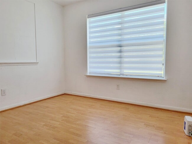 Building Photo - 4707 Meadowthorn Ct
