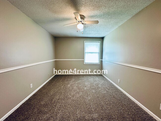 Building Photo - Blue Valley Schools w/ Hardwood Floors and...