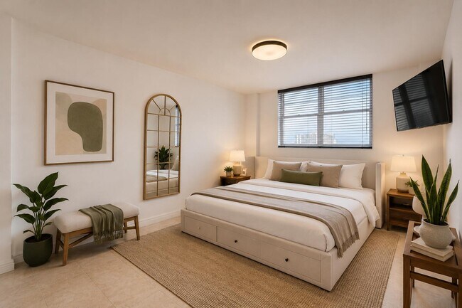 Building Photo - 3000 S Ocean Dr