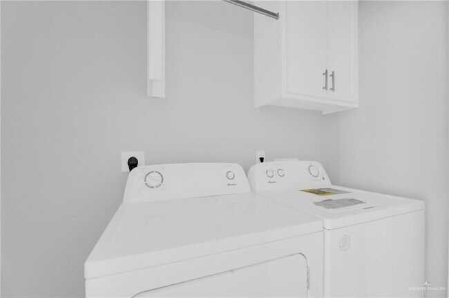 Building Photo - 18 San Vicente