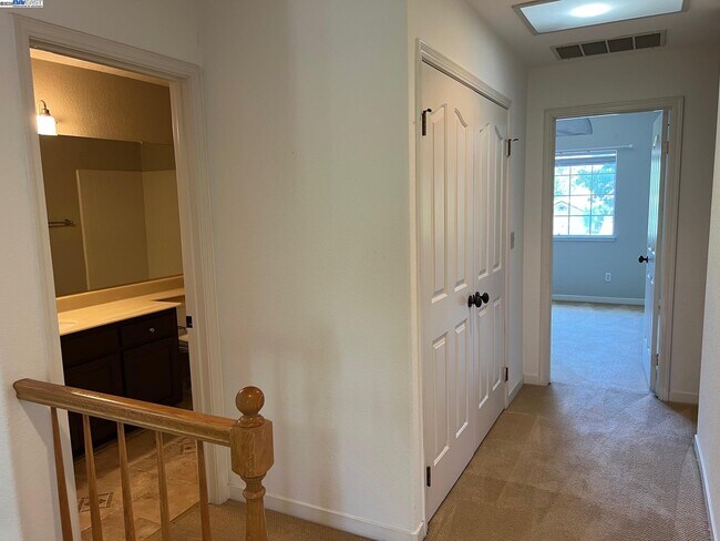 Building Photo - 4173 Garibaldi Pl