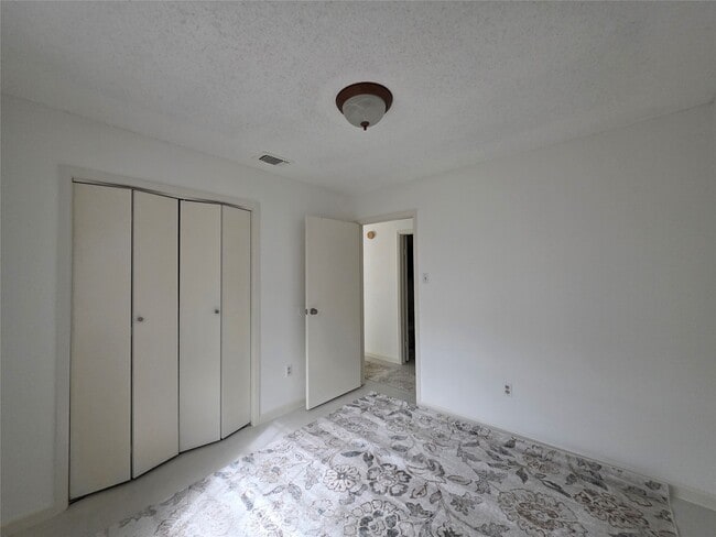 Building Photo - 5613 Cripple Brook Ct