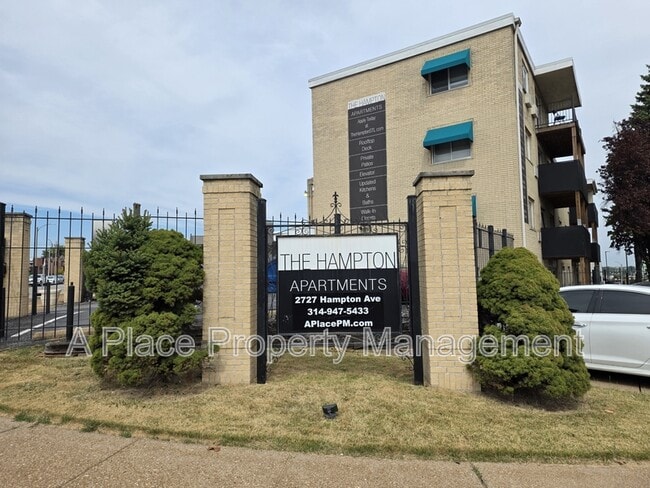 Primary Photo - 2727 Hampton Ave