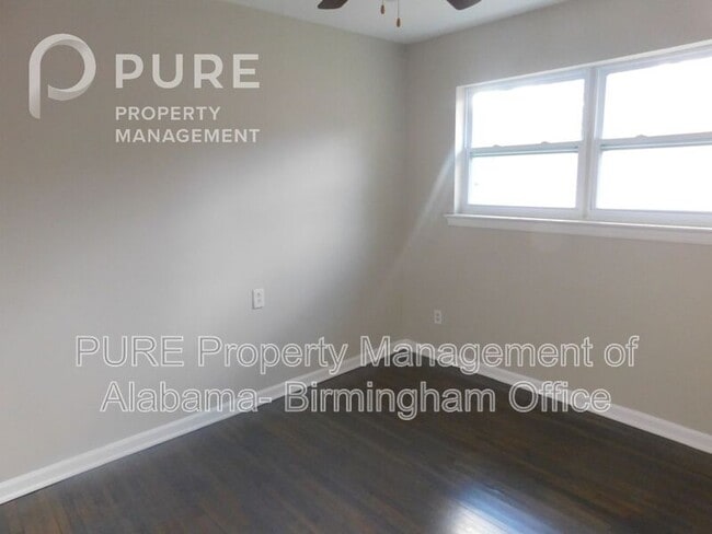 Building Photo - 2028 Progress St