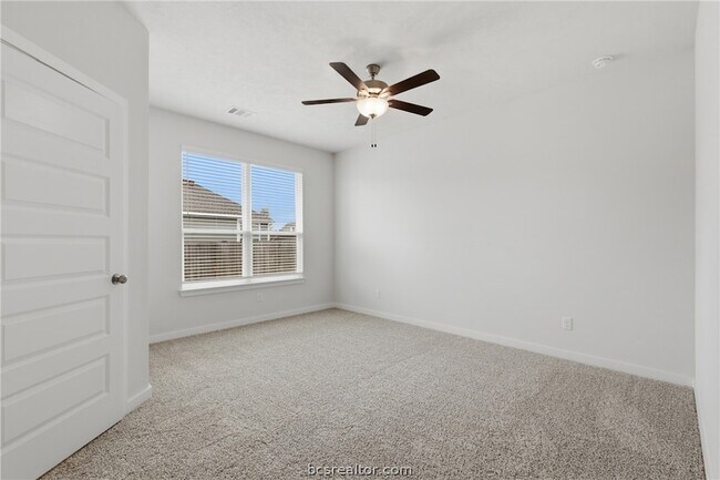 Building Photo - 10633 Burgundy Berry Wy