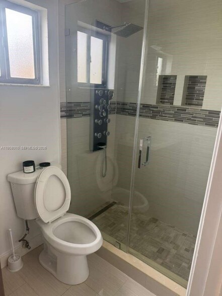 Building Photo - 10034 SW 221st St Rd