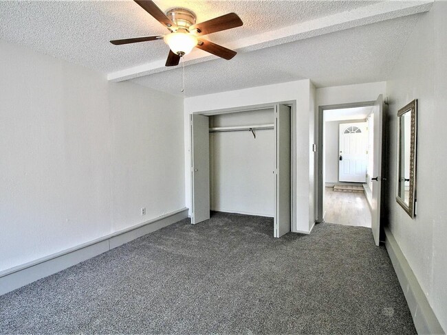 Building Photo - 2216 30th St