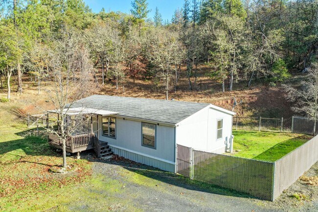 Building Photo - 2170 HWY 238